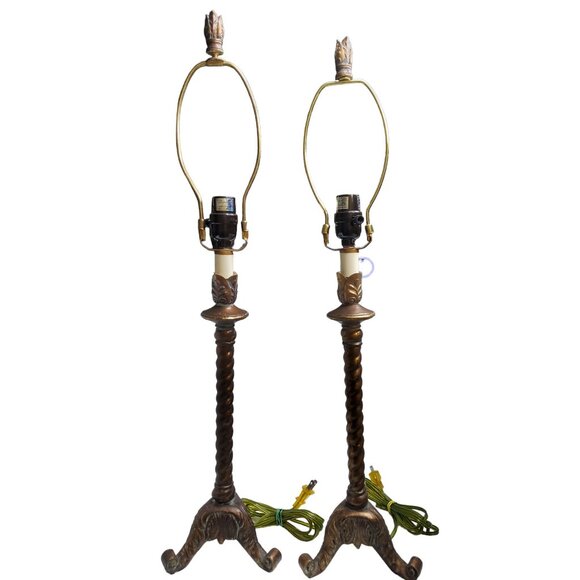 vintage neoclassic twist candle holder design tri-pod feet pair of antiqued lamp - Picture 9 of 13